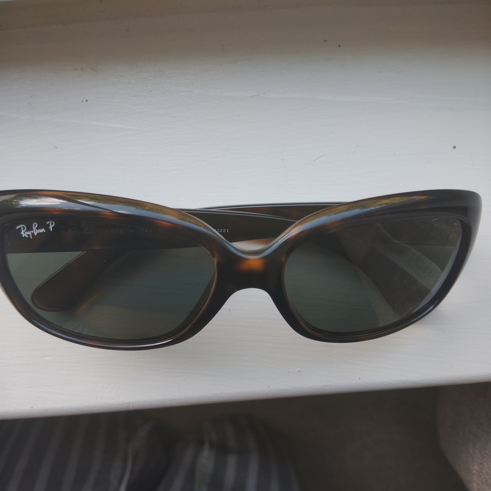 Ray-Ban • Jackie Ohh Sunglasses - Picture 8 of 9